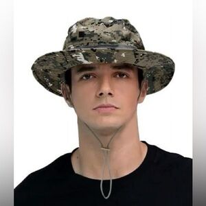 Camo Rimmed Boonie Hat. Size XL.
